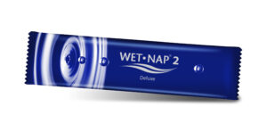 wet-nap 2 in blue packaging