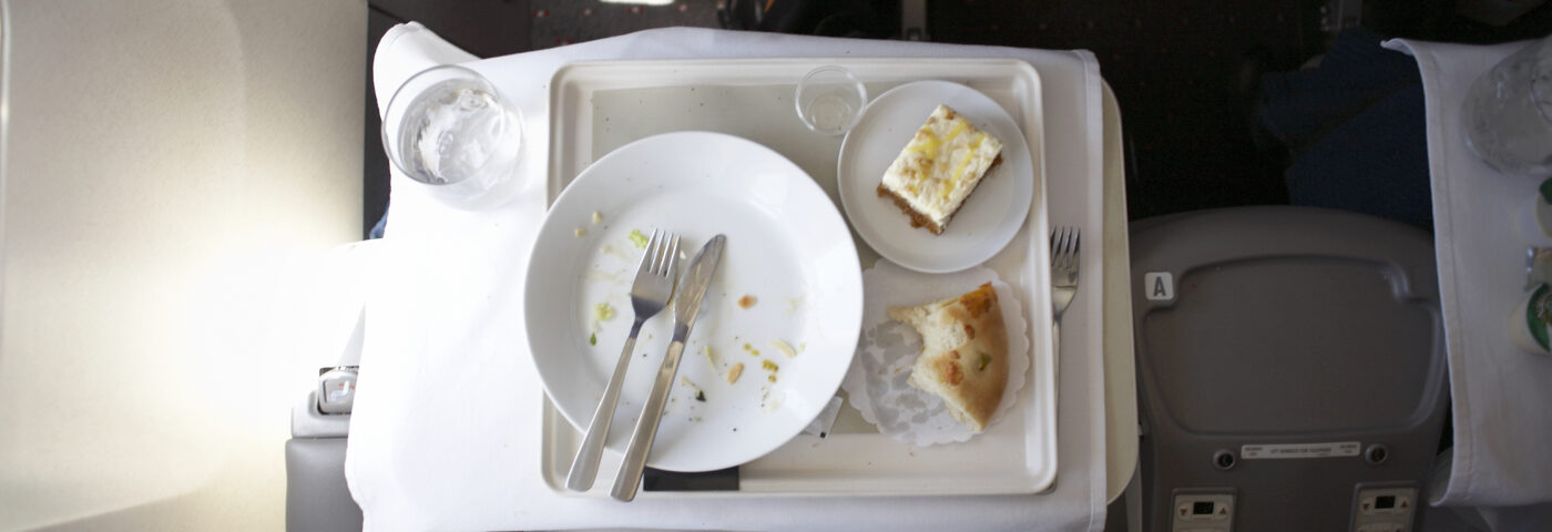 How Are Airlines Tackling F&B Waste Onboard?